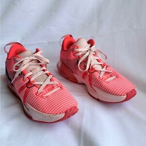 Nike LeBron Witness 7 'Bright Crimson'